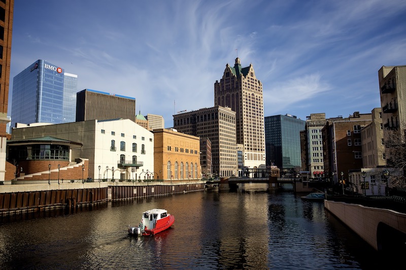 380 Million Gallons of Untreated Wastewater Flows Into Milwaukee Area Rivers &amp; Lake Michigan